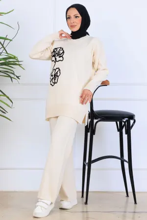 Knitwear Set With Embroidery Details