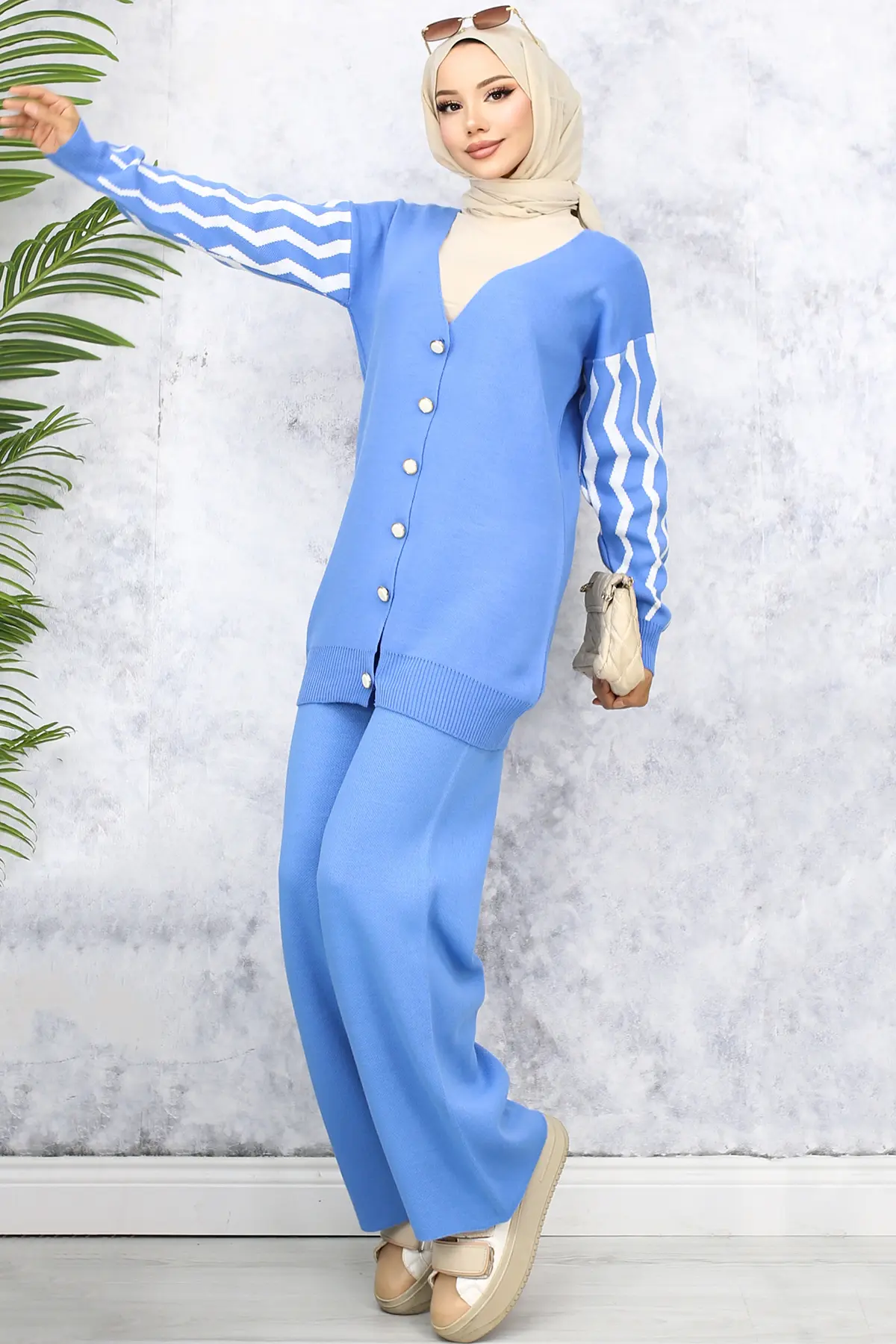 Knitwear Set With Patterned Sleeves-detail