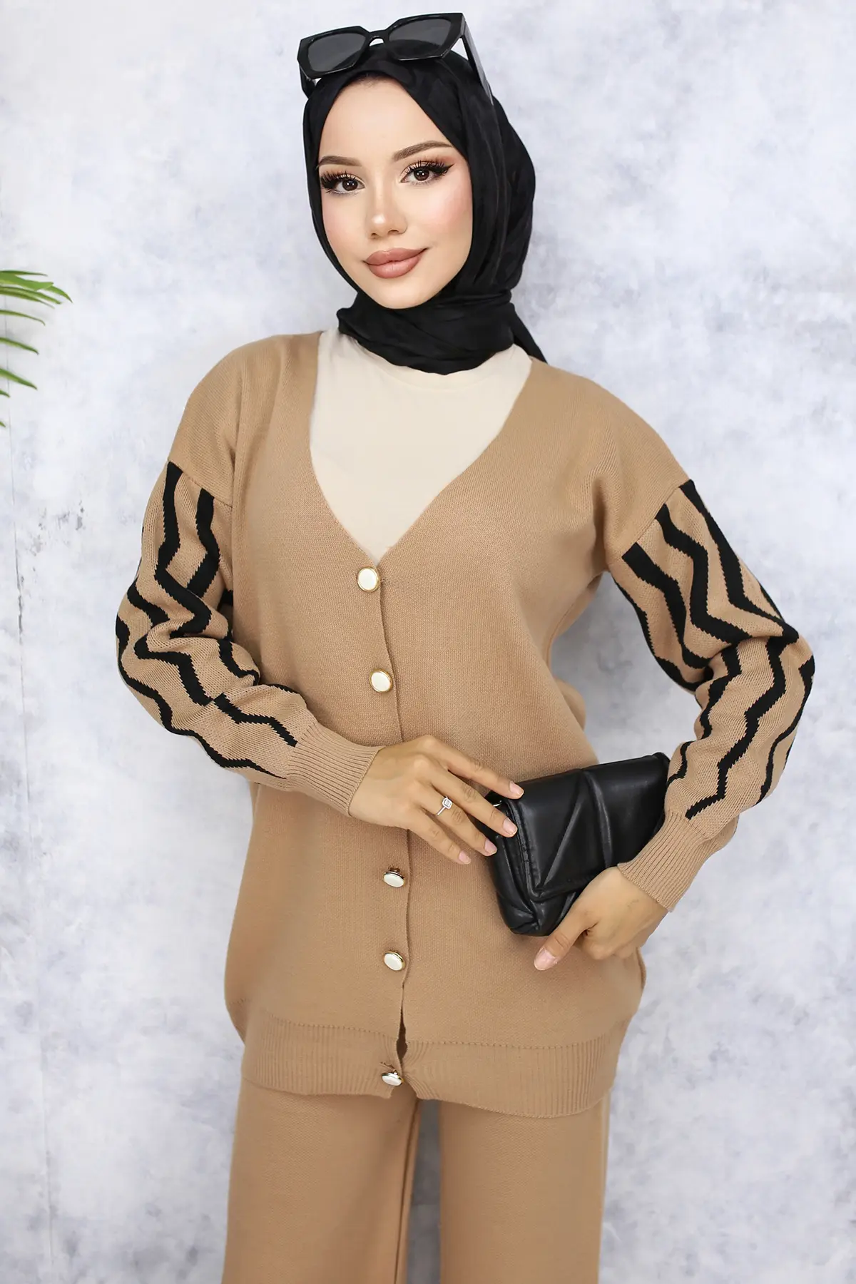 Knitwear Set With Patterned Sleeves-detail