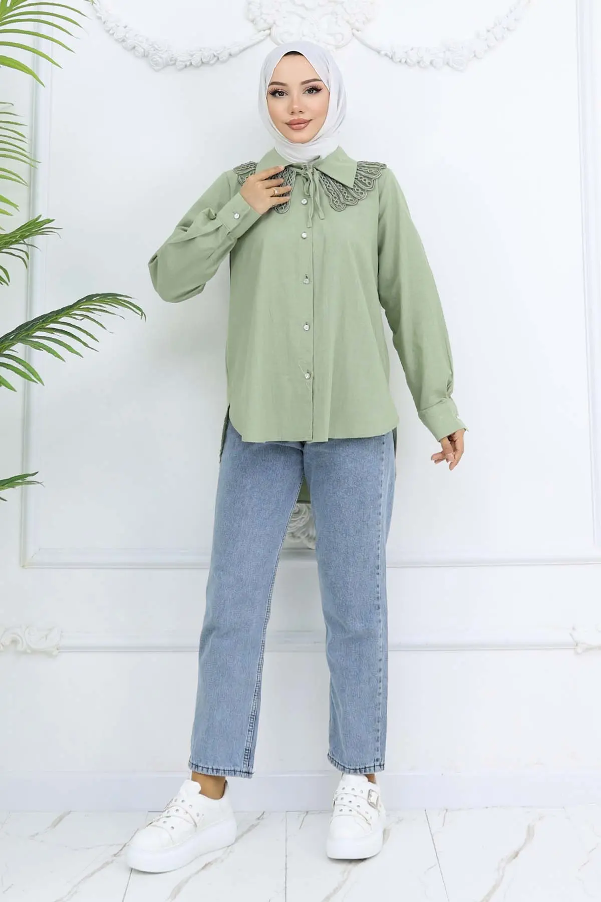 Lace Detailed Baby Collar Shirt-detail