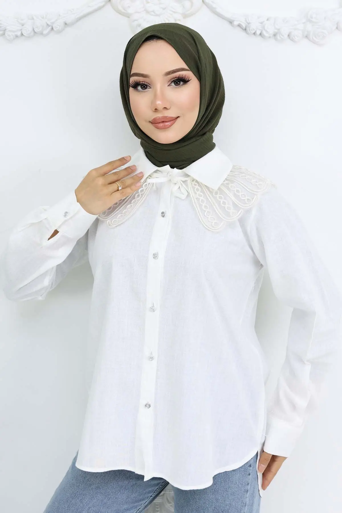 Lace Detailed Baby Collar Shirt-detail