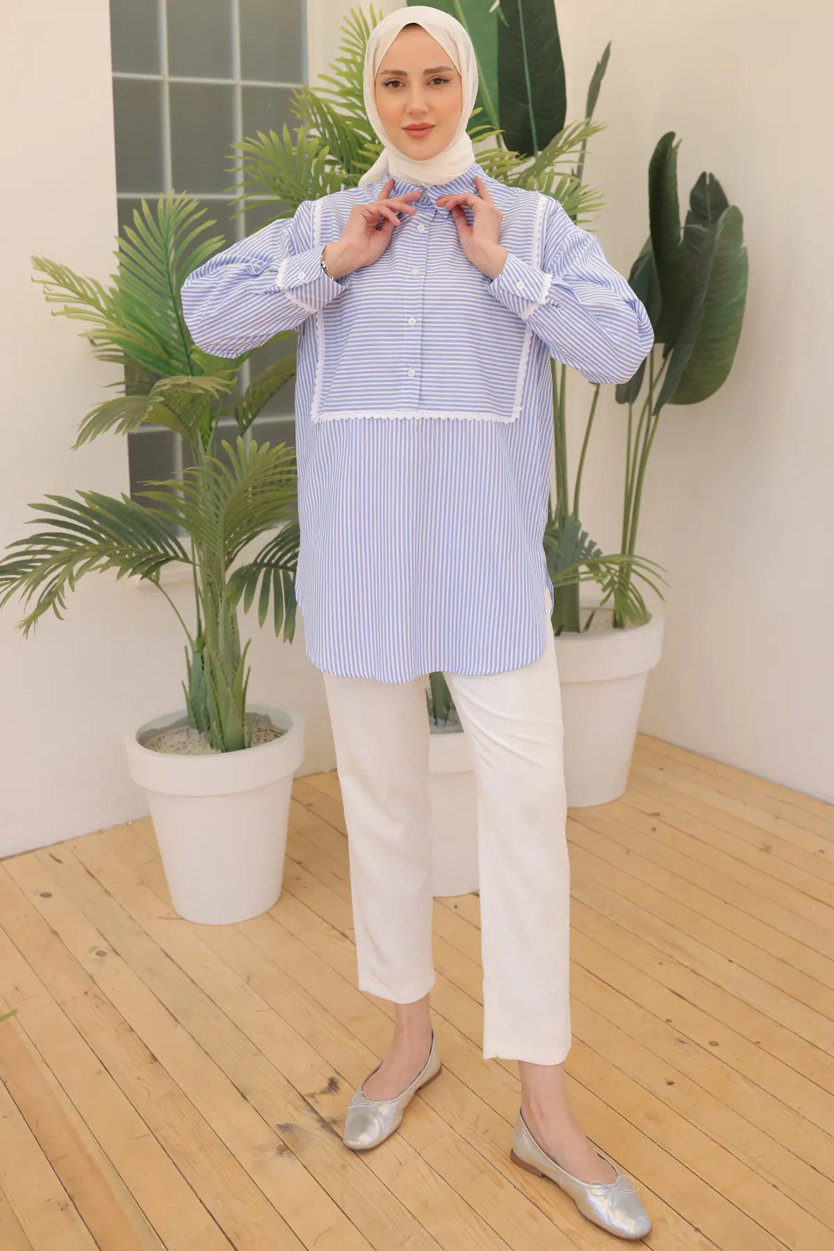 Lace Detailed Striped Casual Shirt-detail