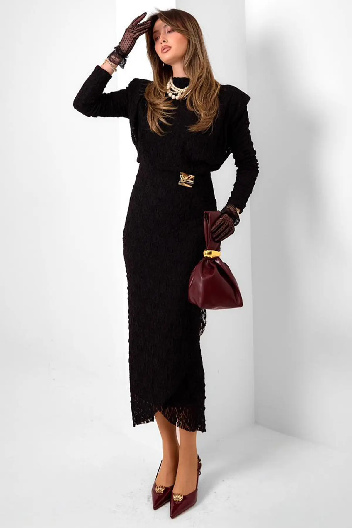 Lace Dress With Buckle Detail-detail