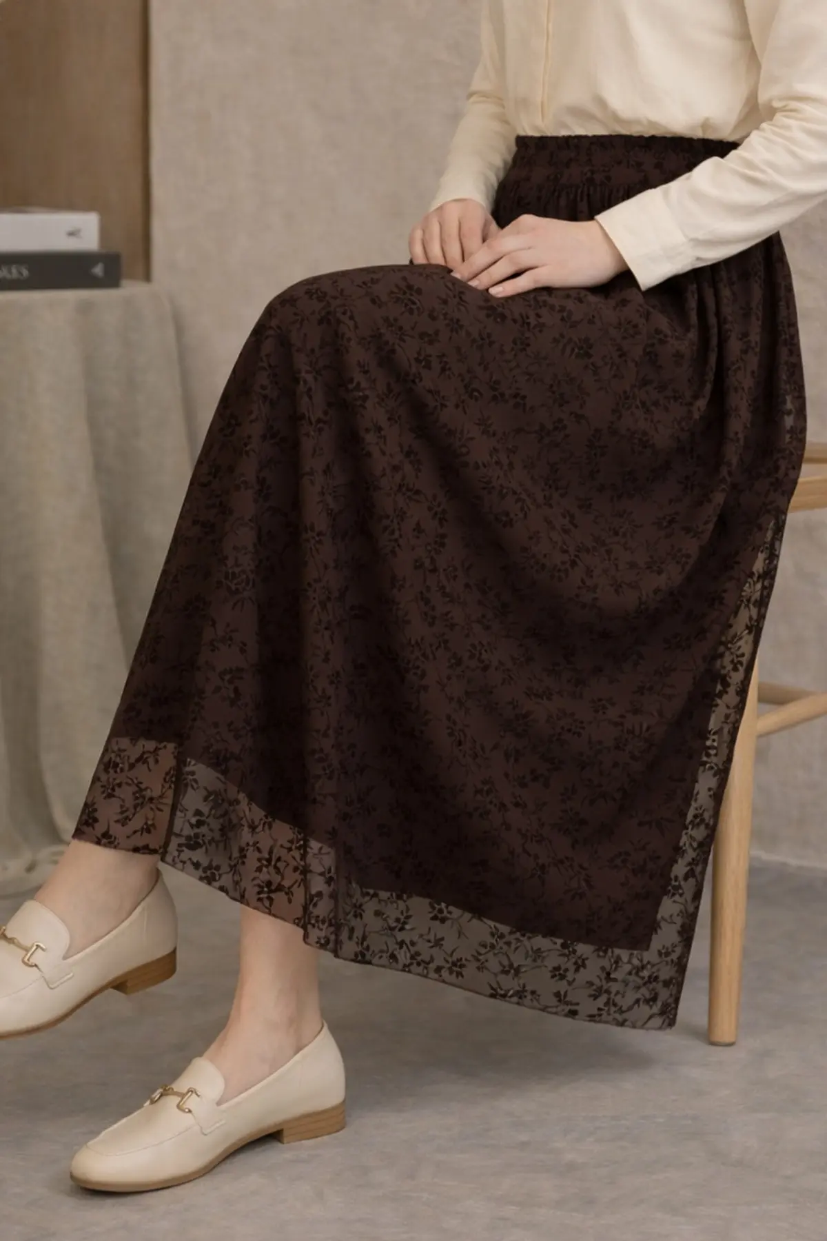 Lace Flock Skirt-detail