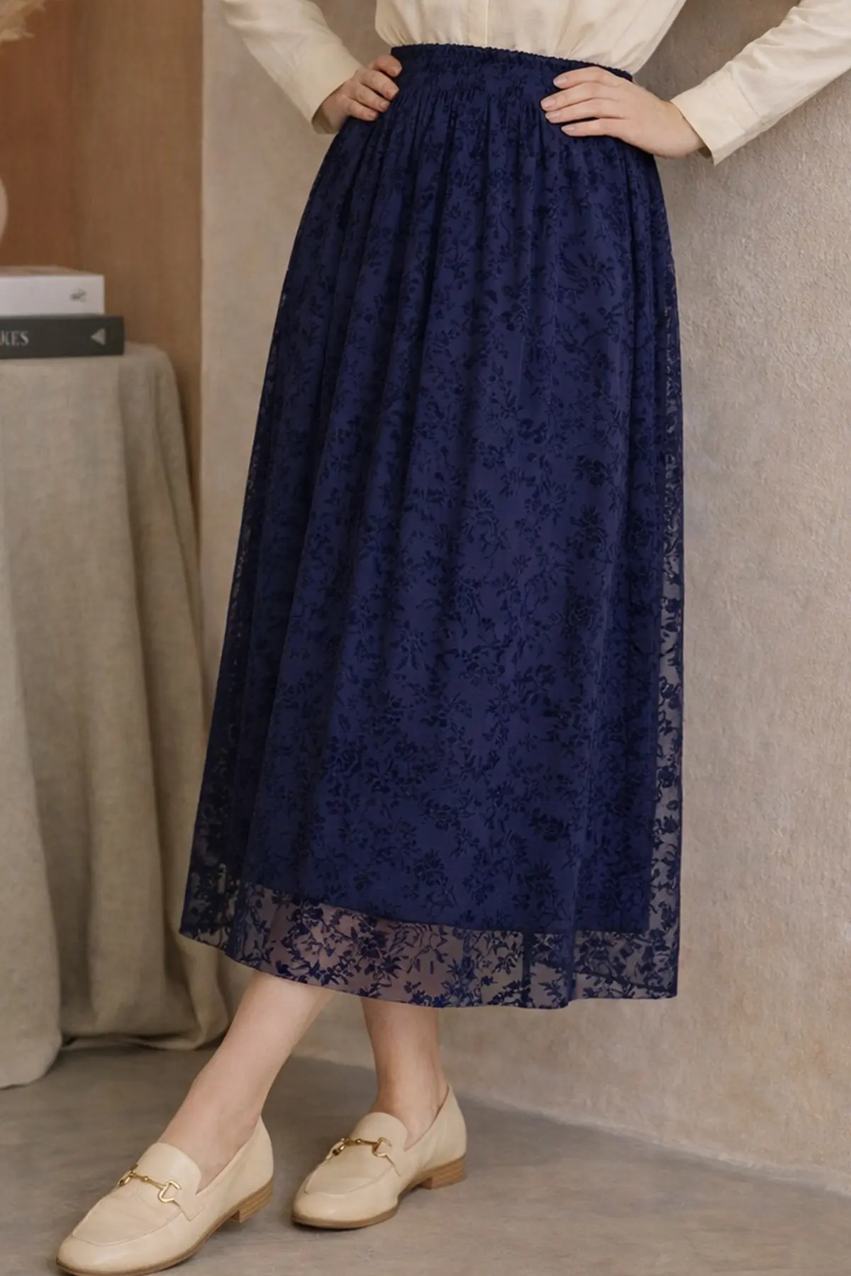 Lace Flock Skirt-detail