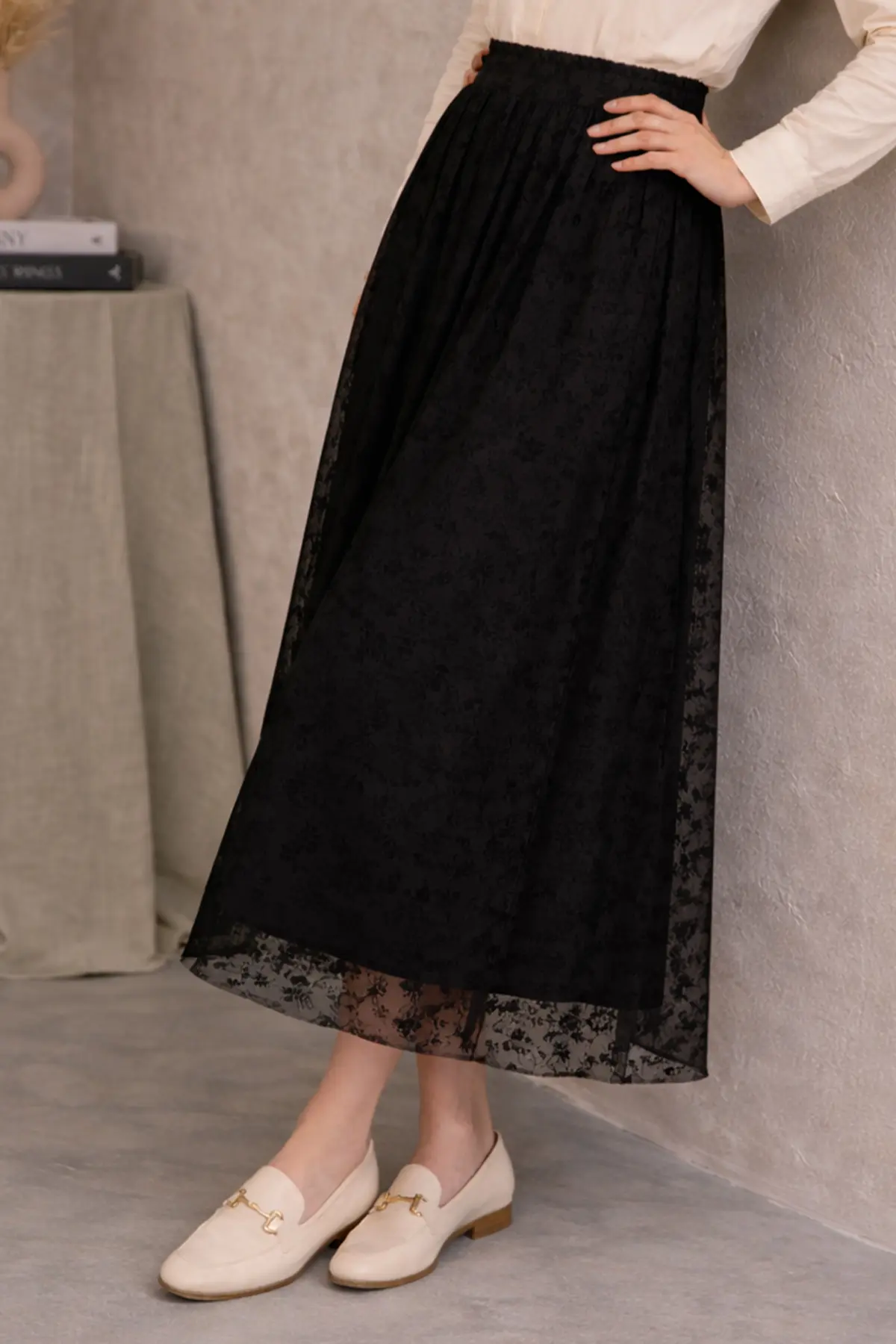 Lace Flock Skirt-detail