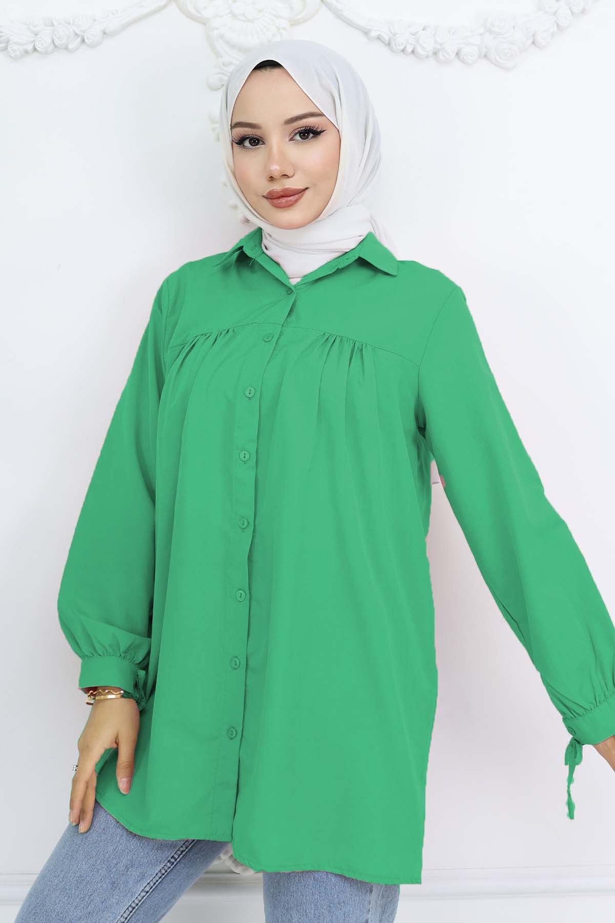 Laced Sleeve Hijab Shirt