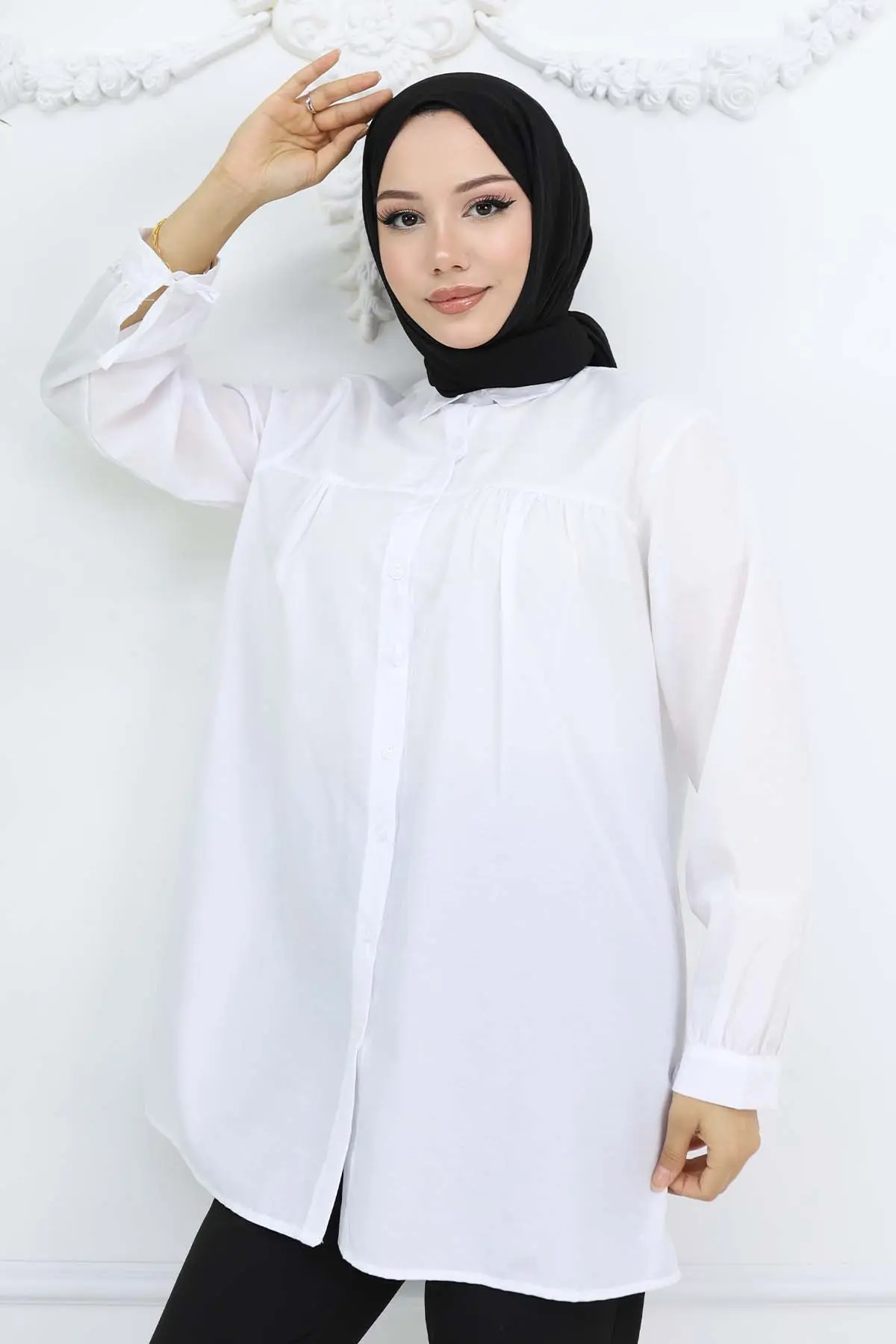Laced Sleeve Hijab Shirt-detail