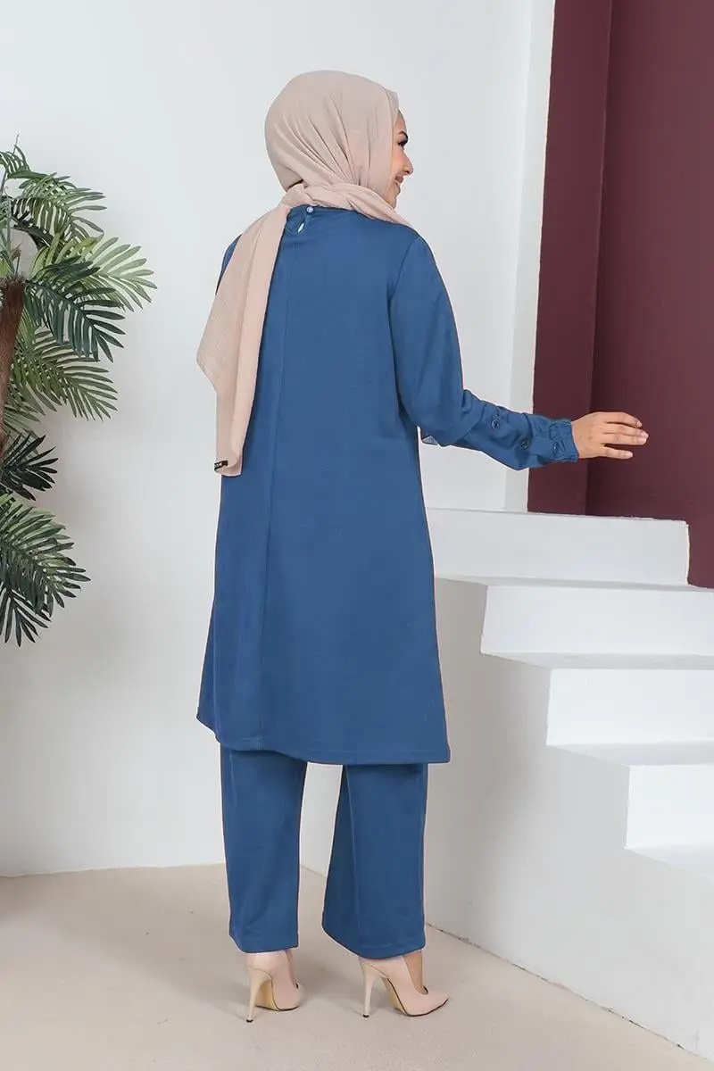 Large Size Double Knitted Suit-detail