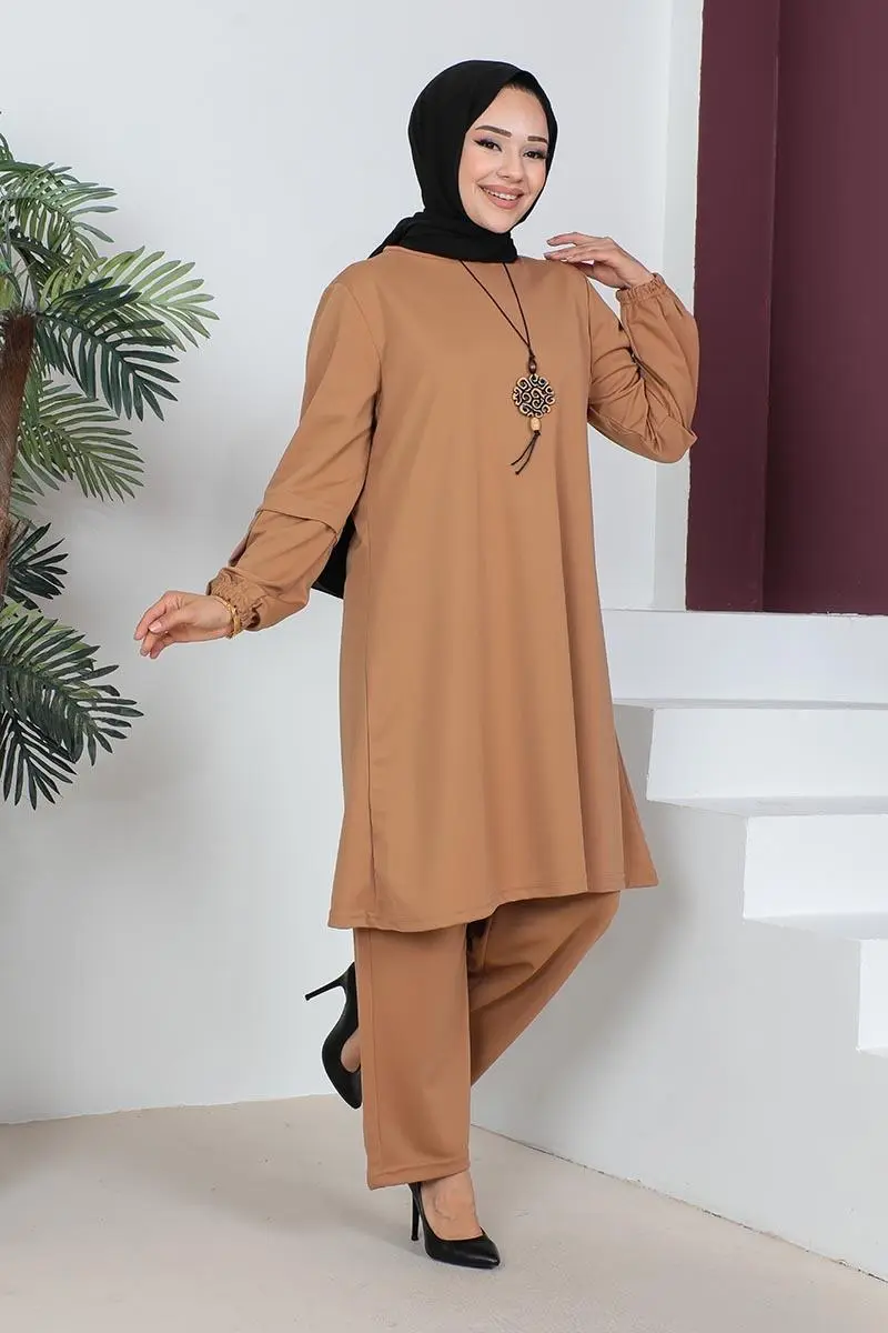 Large Size Double Knitted Suit-detail