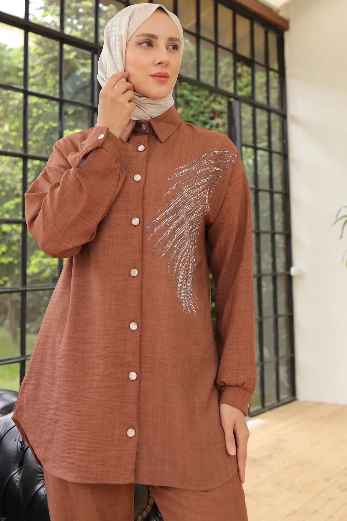 Leaf Stone Linen Suit-detail