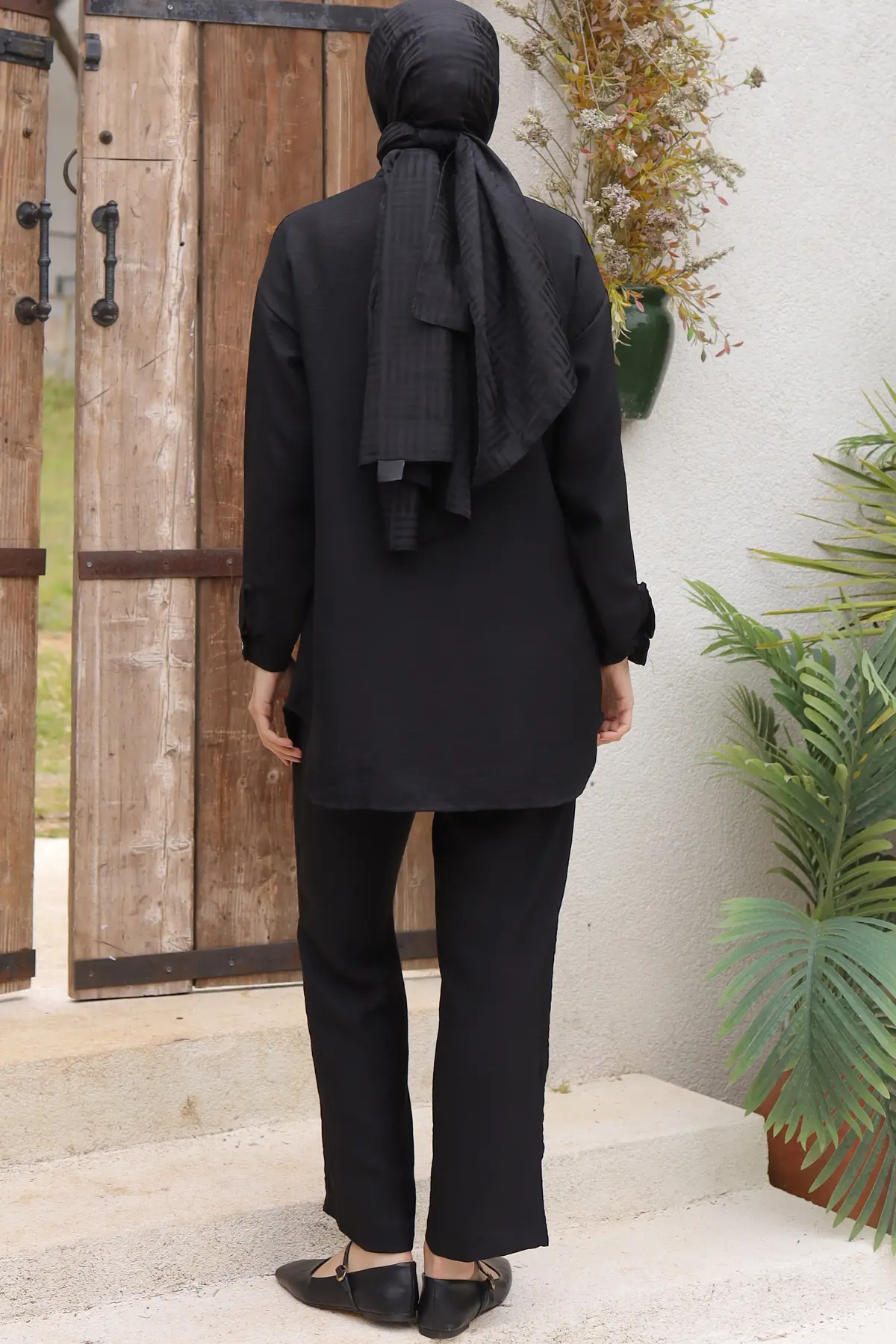 Leaf Stone Linen Suit-detail