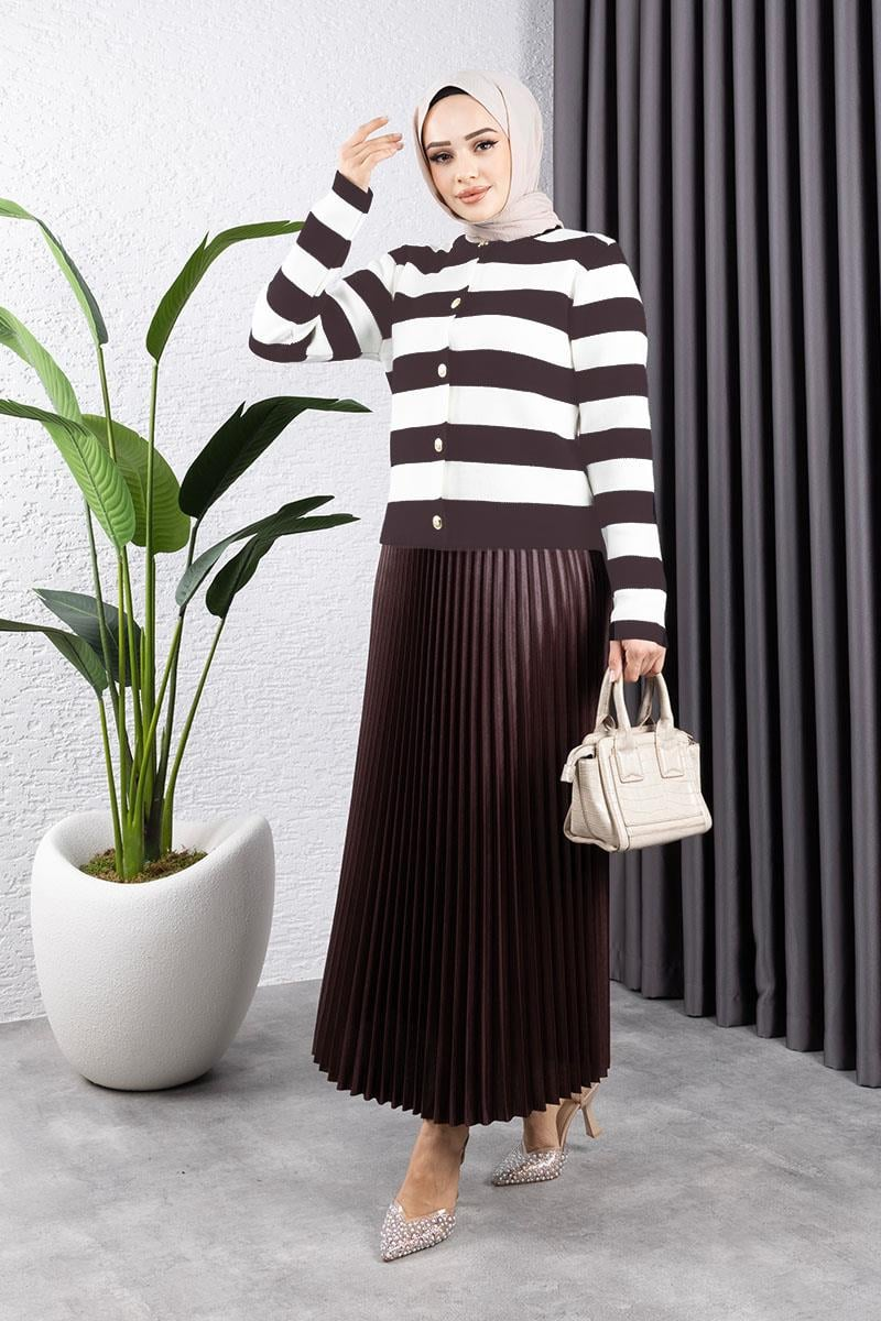 Leather Look Pleated Skirt