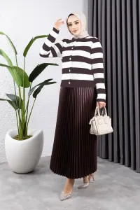Leather Look Pleated Skirt