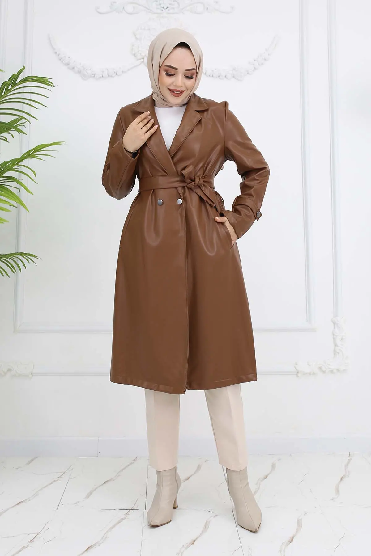 Leather Trench Coat-detail