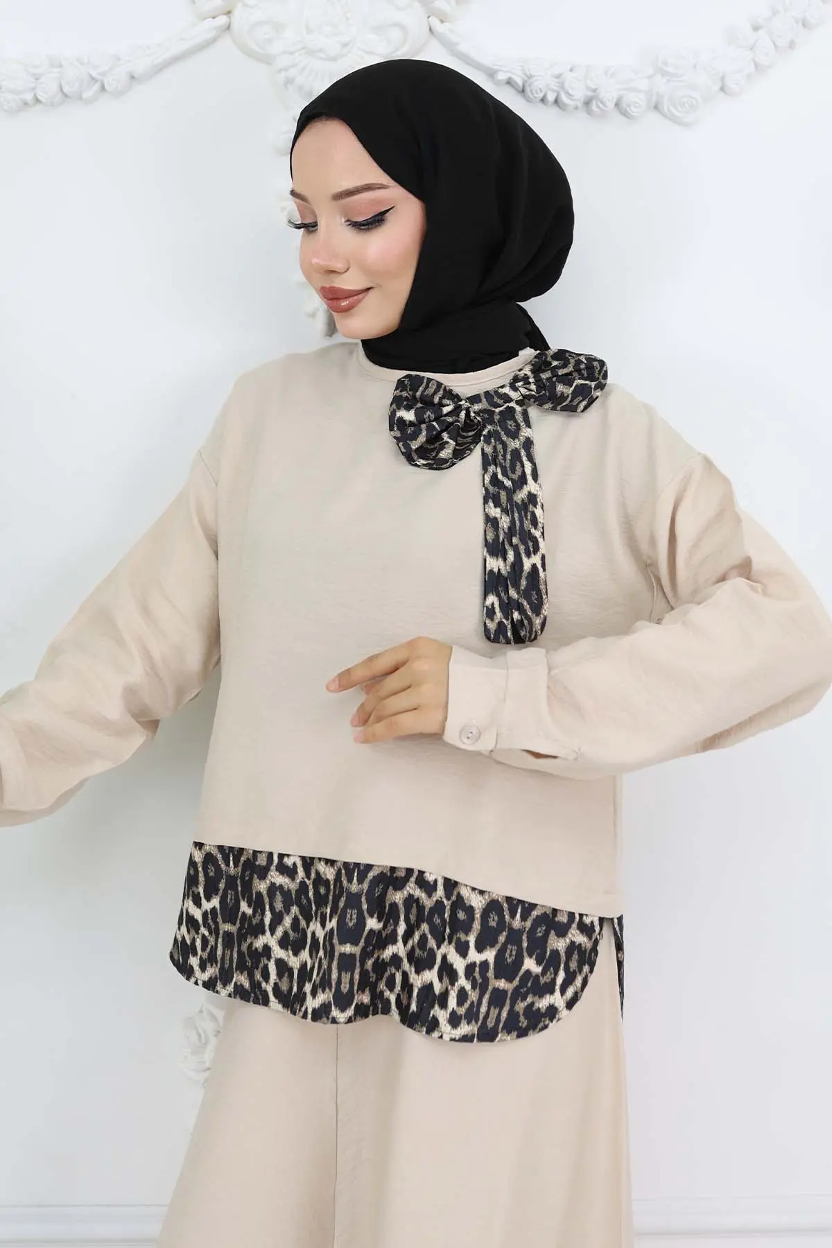 Leopard Patterned Suit With Ribbon Detail-detail