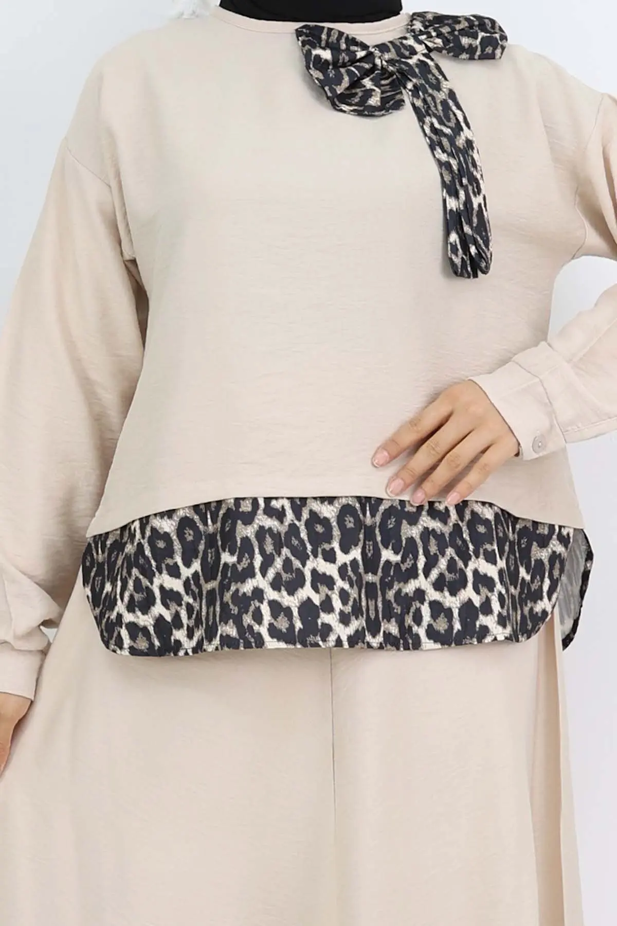 Leopard Patterned Suit With Ribbon Detail-detail