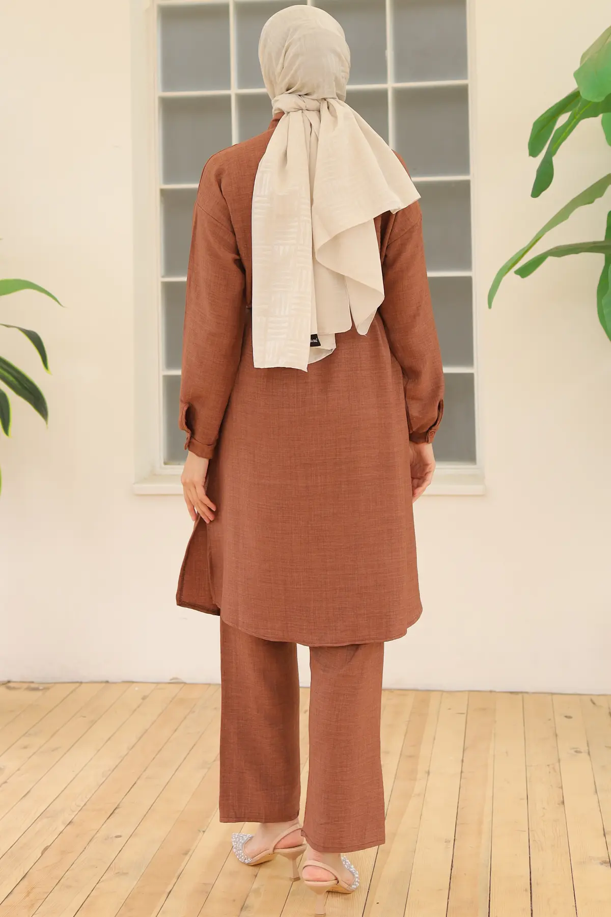 Linen Suit With Long Tunic-detail