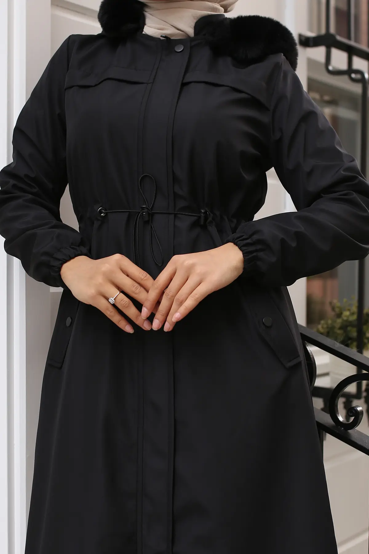 Long Bondite Coat With Plush Inside And Fur Collar-detail