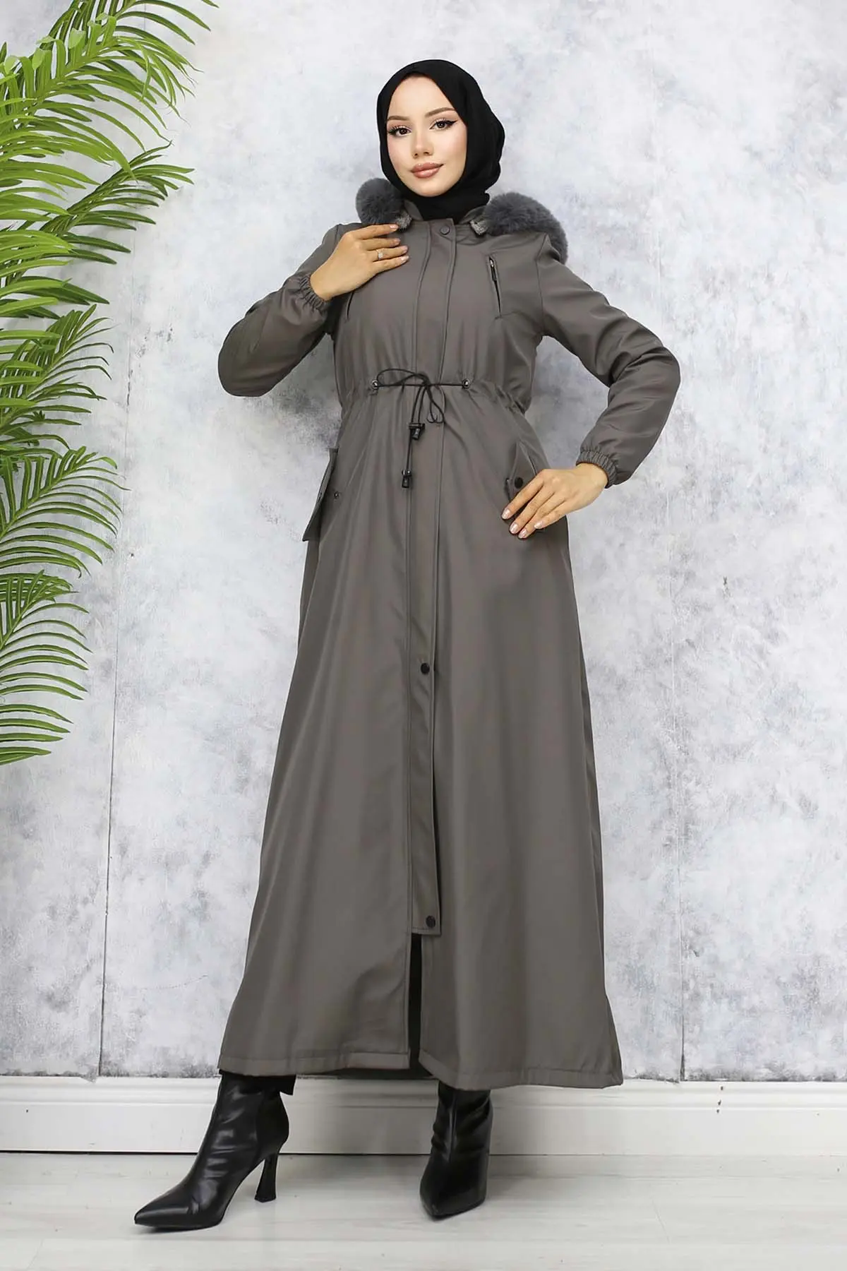 Long Bondite Coat With Plush Inside And Fur Collar-detail