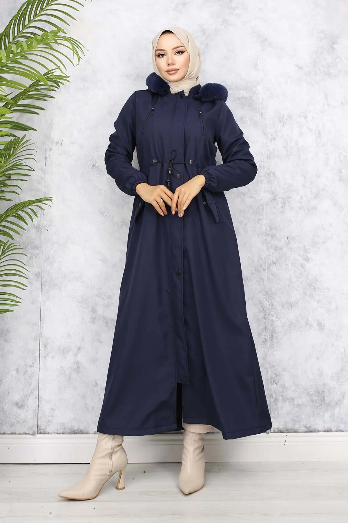 Long Bondite Coat With Plush Inside And Fur Collar-detail