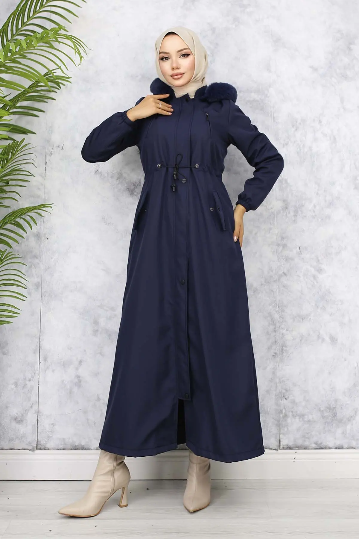 Long Bondite Coat With Plush Inside And Fur Collar-detail