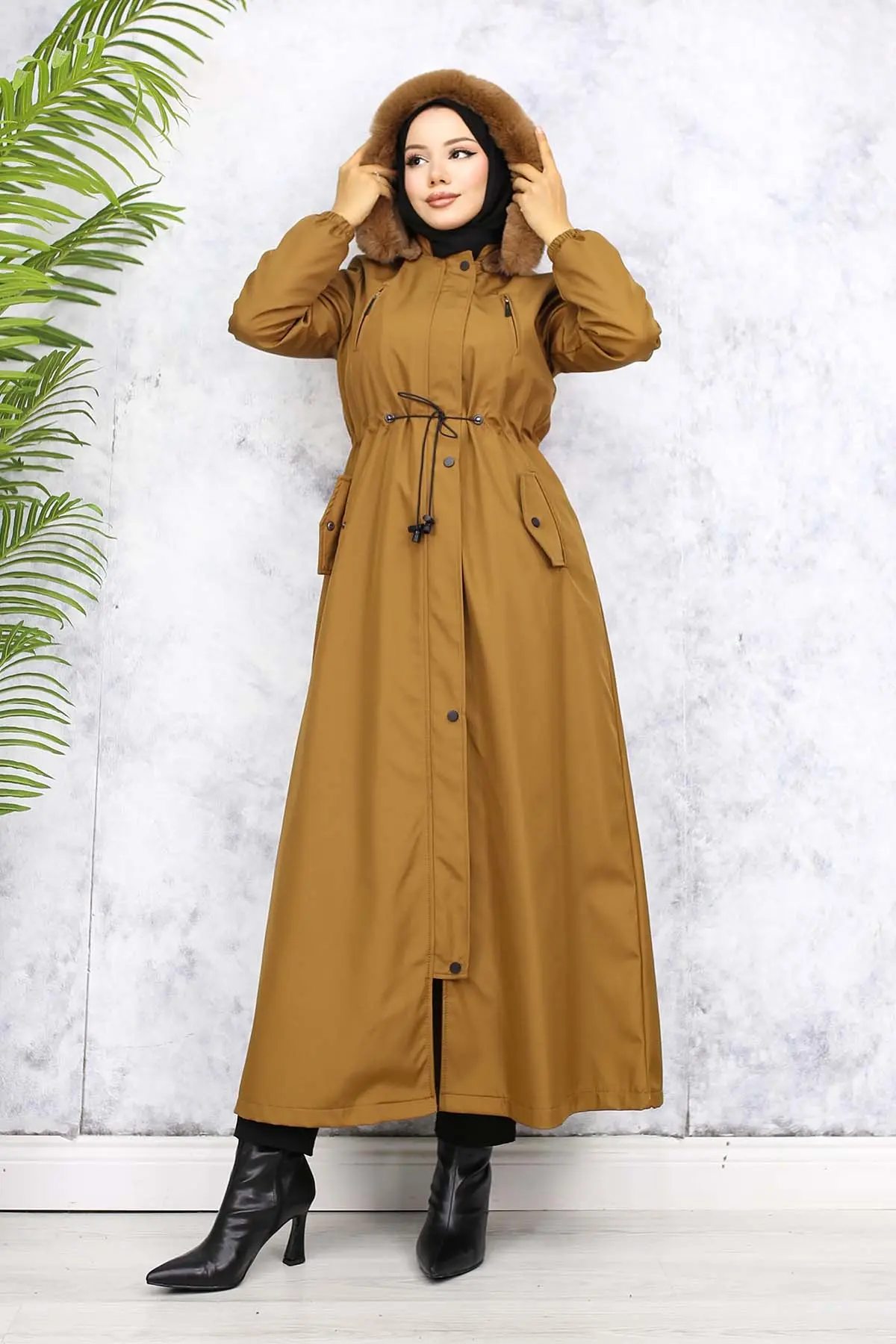 Long Bondite Coat With Plush Inside And Fur Collar-detail