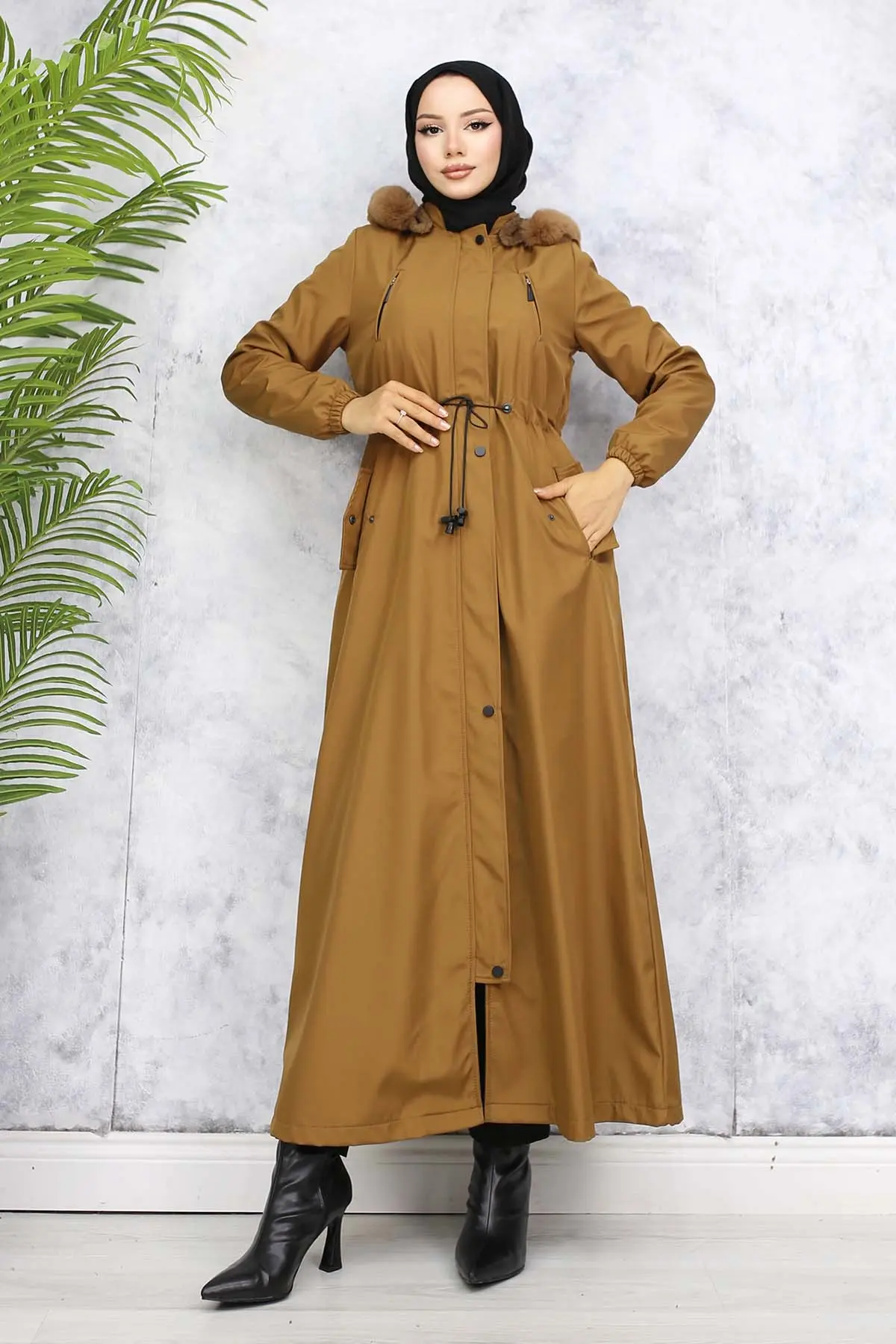 Long Bondite Coat With Plush Inside And Fur Collar-detail