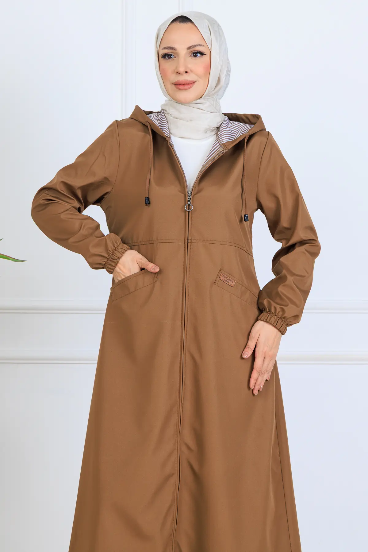 Long Coat With Patterned Interior-detail