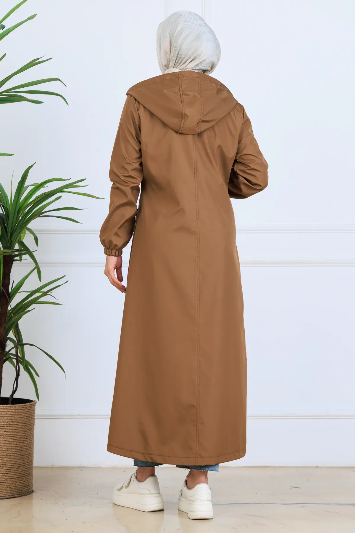 Long Coat With Patterned Interior-detail