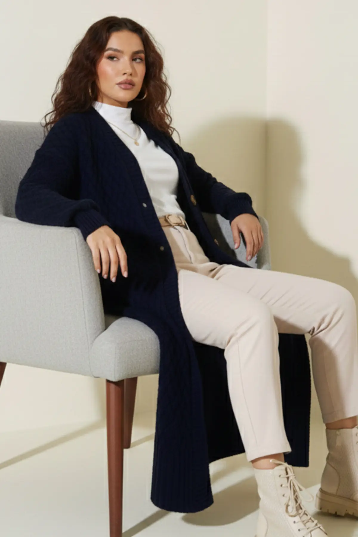 Long Knitted Cardigan With Knitted Pattern-detail