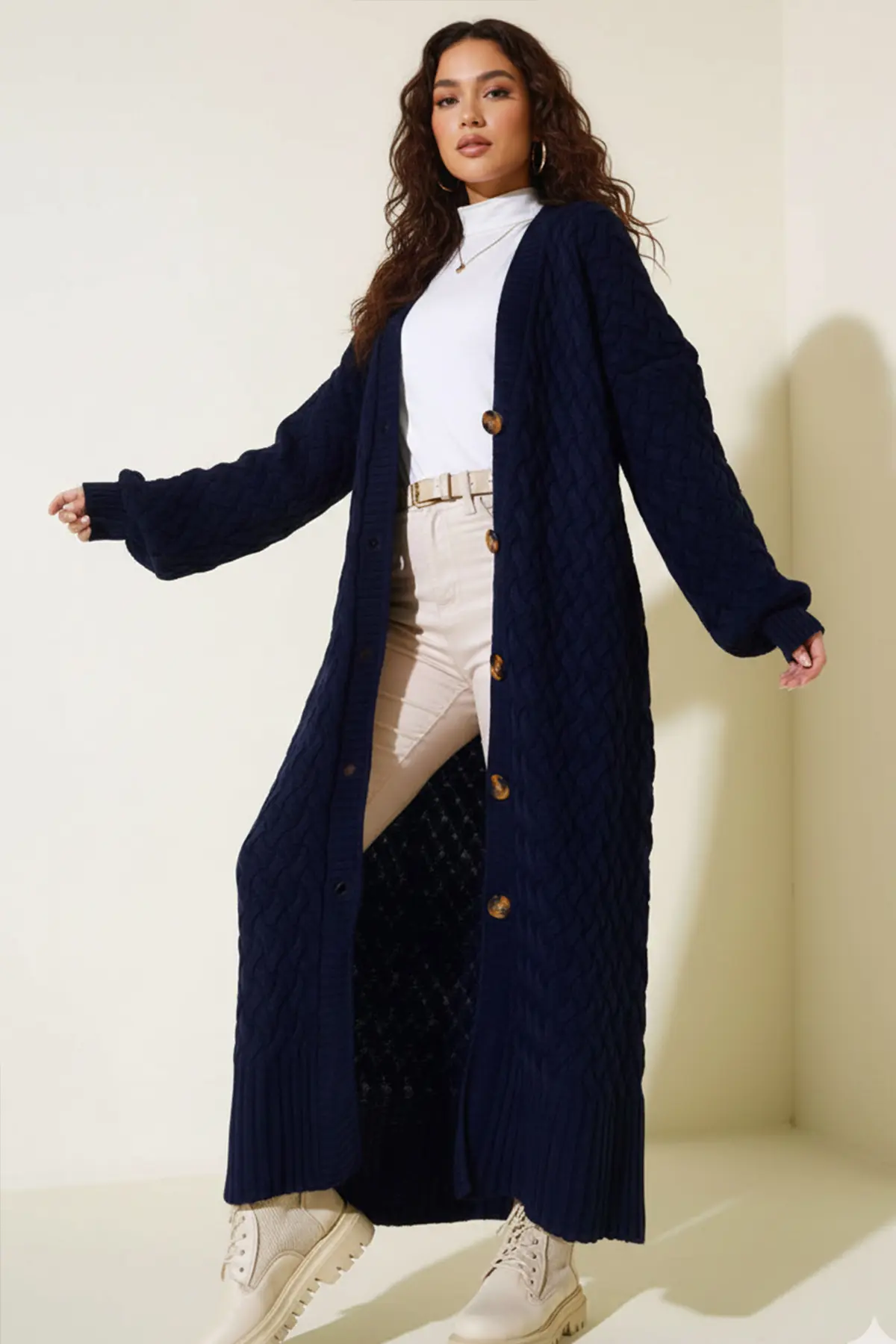 Long Knitted Cardigan With Knitted Pattern-detail