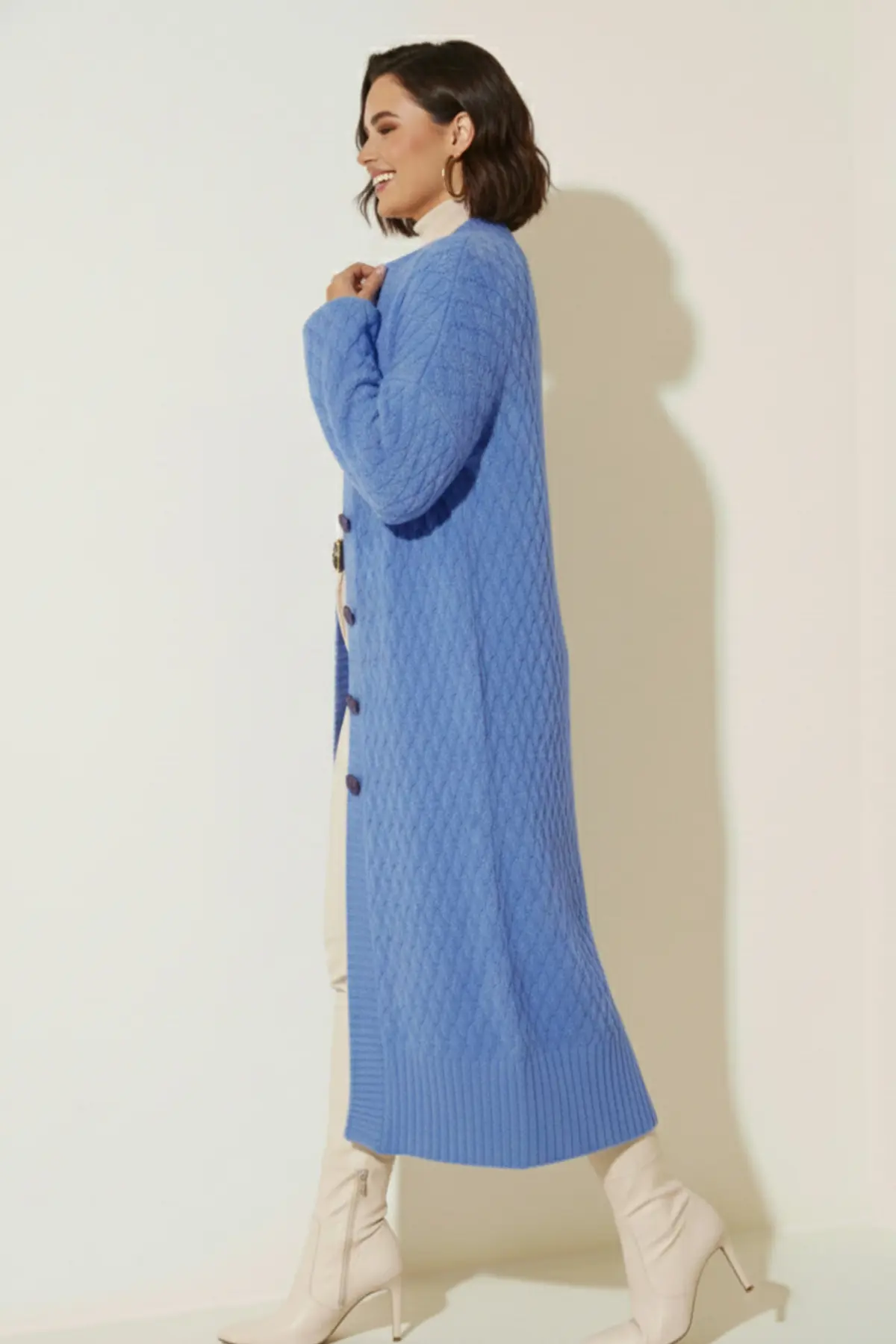 Long Knitted Cardigan With Knitted Pattern-detail