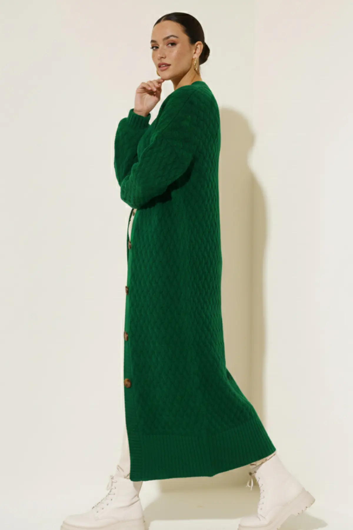 Long Knitted Cardigan With Knitted Pattern-detail