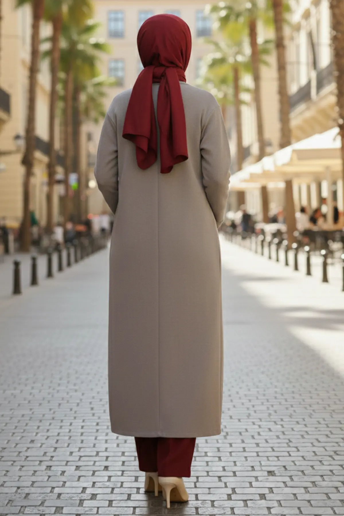 Long Knitted Cardigan With Pockets-detail