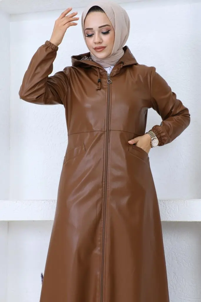 Long Leather Cap-detail