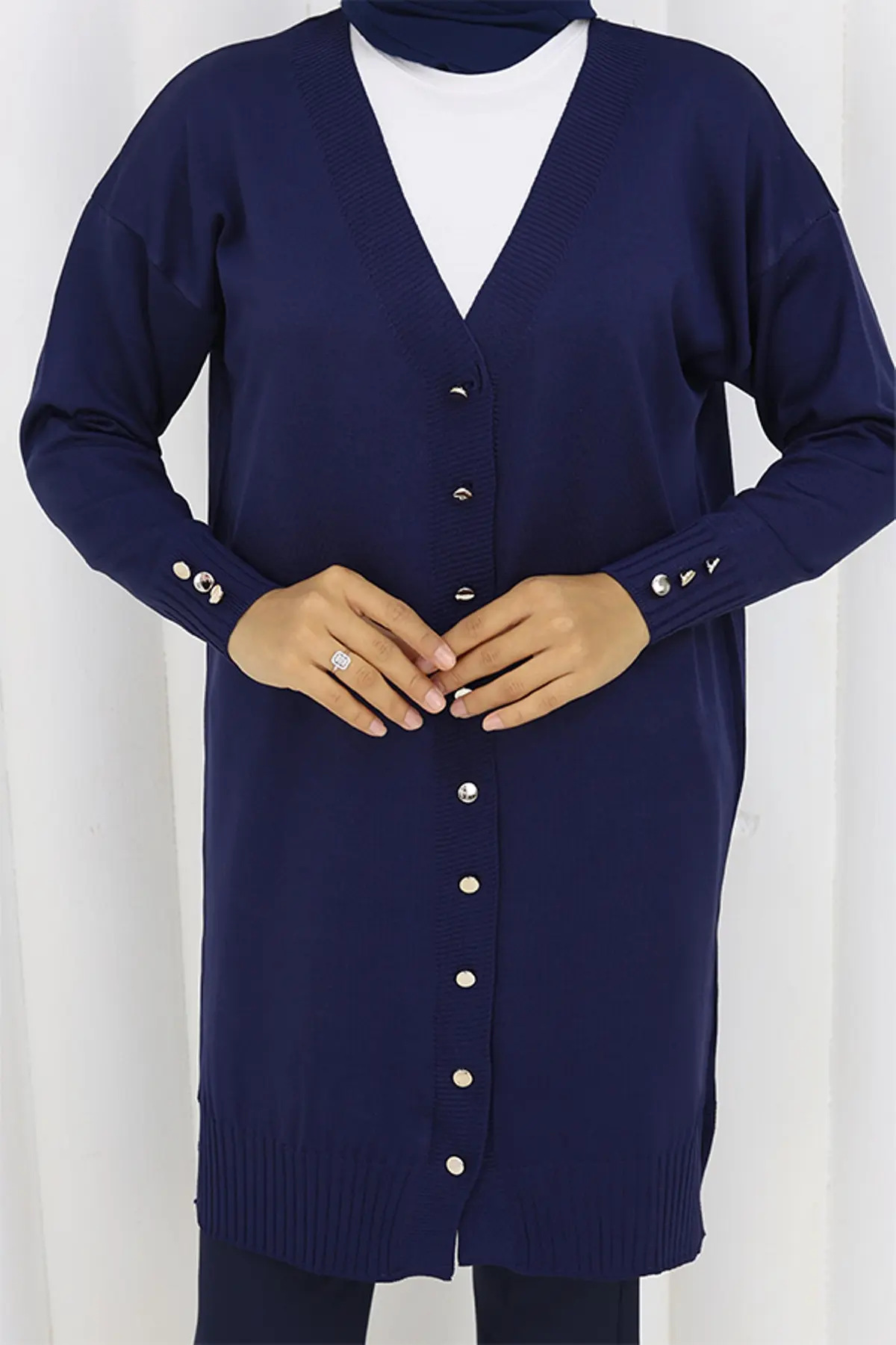 Long Mercerized Cardigan With Buttons-detail