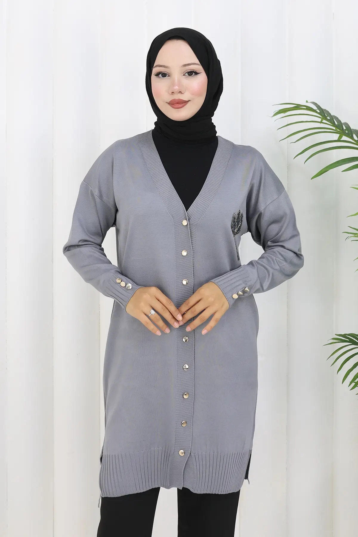 Long Mercerized Cardigan With Collar Detail-detail