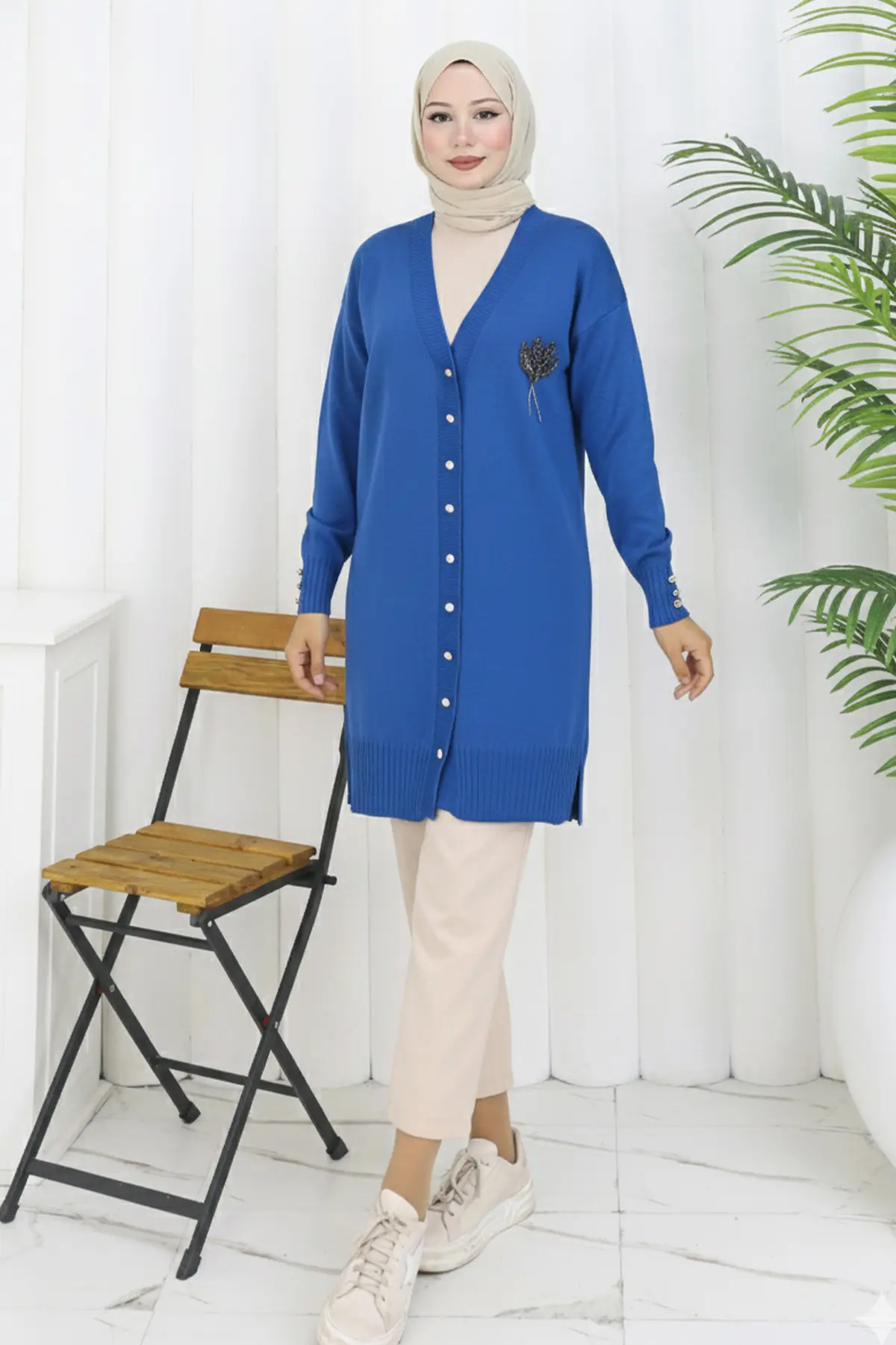 Long Mercerized Cardigan With Collar Detail