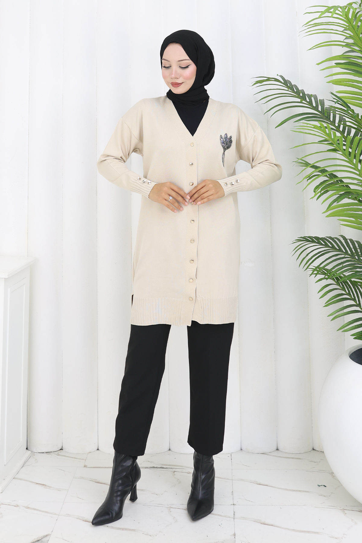 Long Mercerized Cardigan With Collar Detail