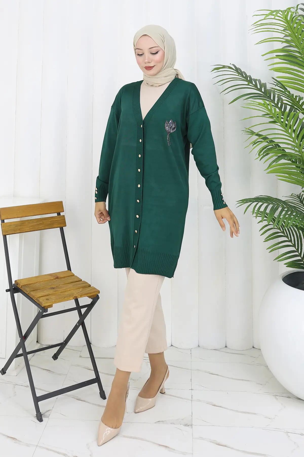 Long Mercerized Cardigan With Collar Detail-detail