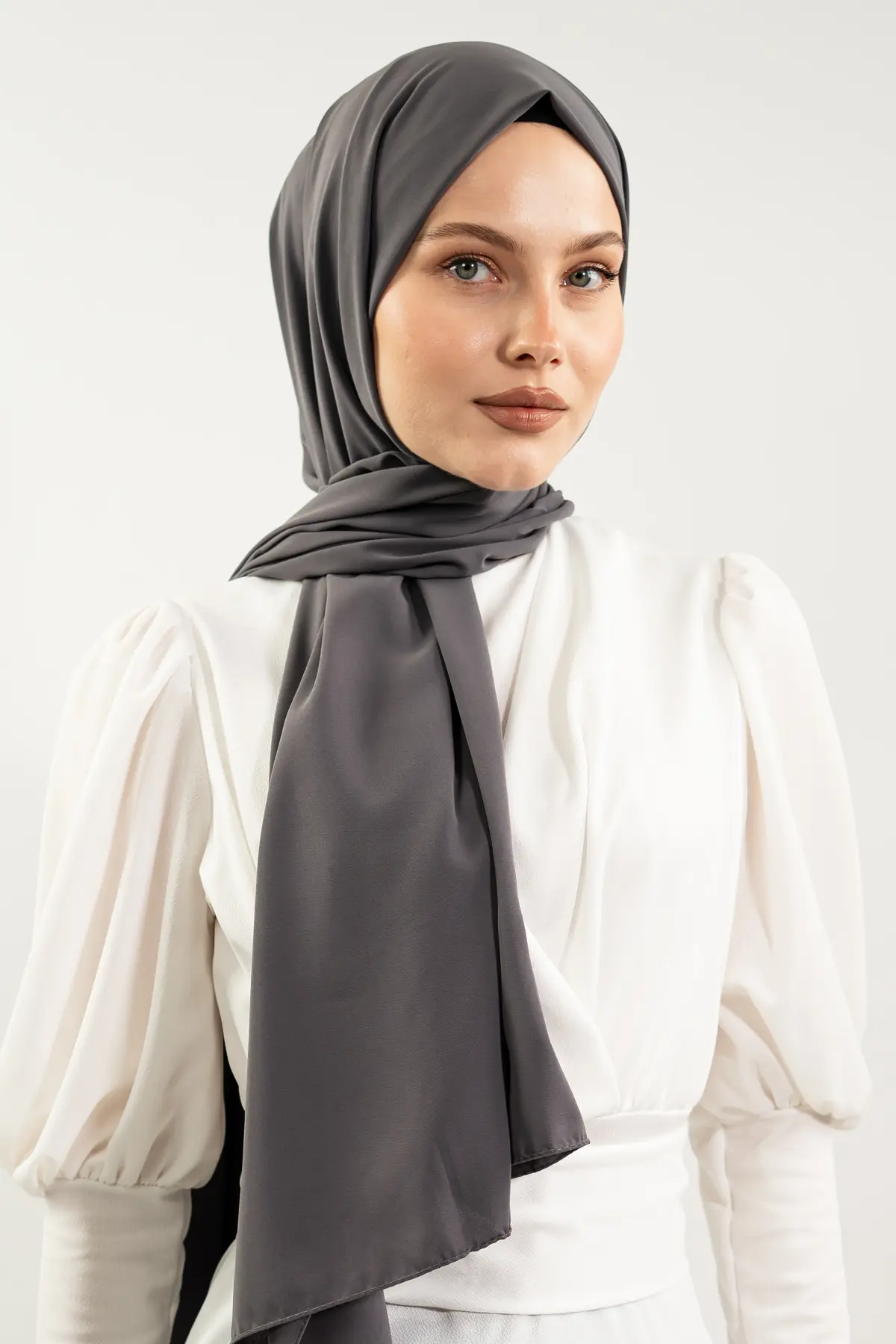 Madina Silk Antrasit Shawl