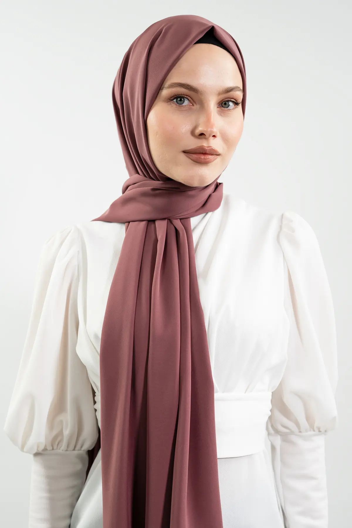 Madina Silk Dark Rose Shawl-detail