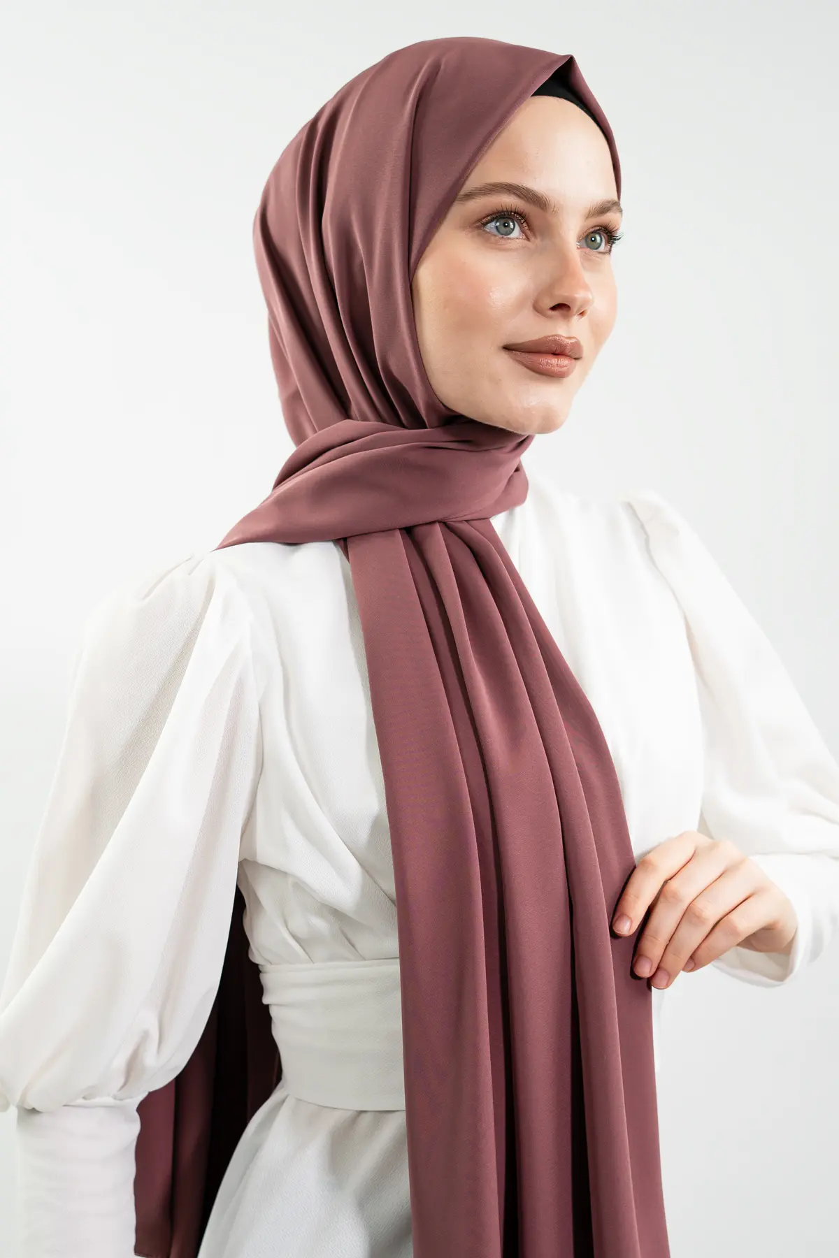 Madina Silk Dark Rose Shawl-detail