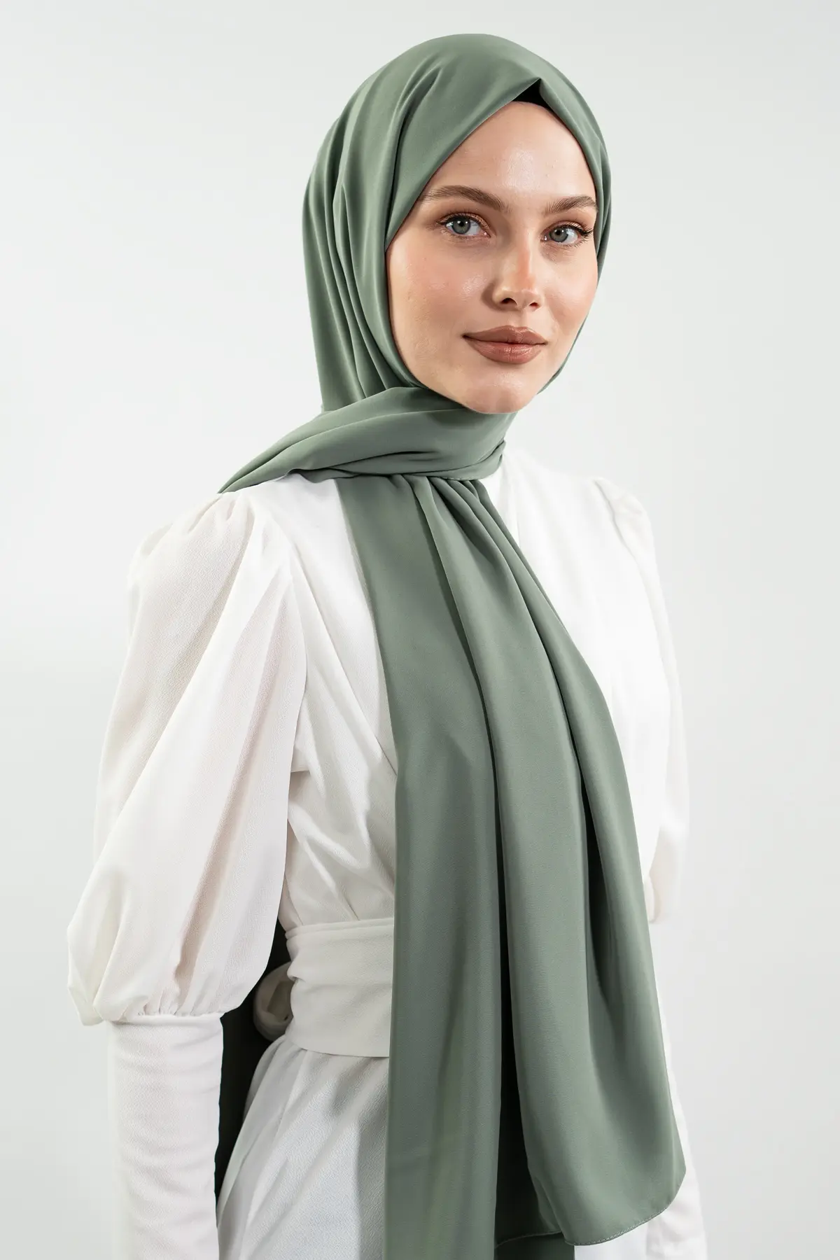 Madina Silk Green Shawl-detail
