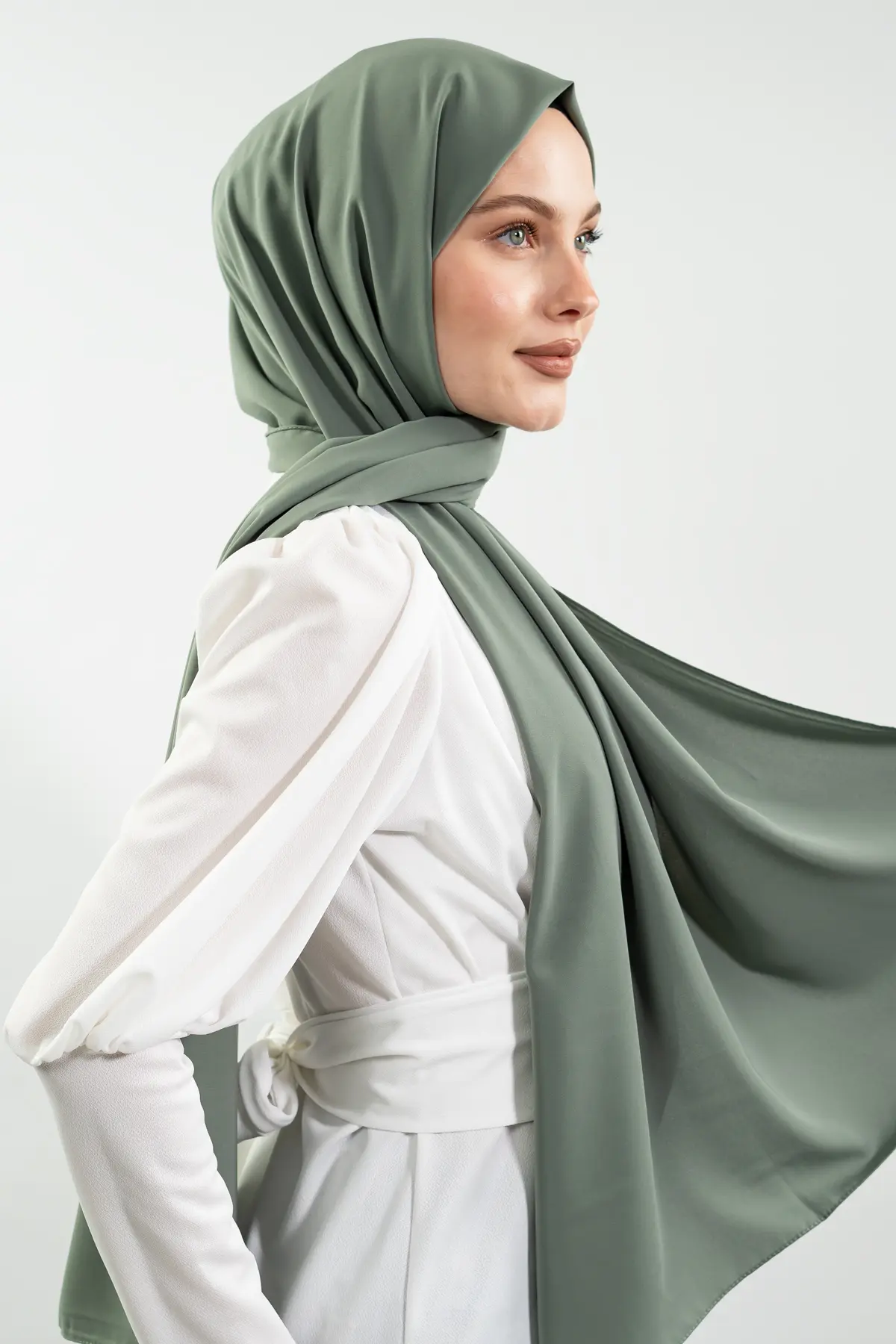 Madina Silk Green Shawl-detail