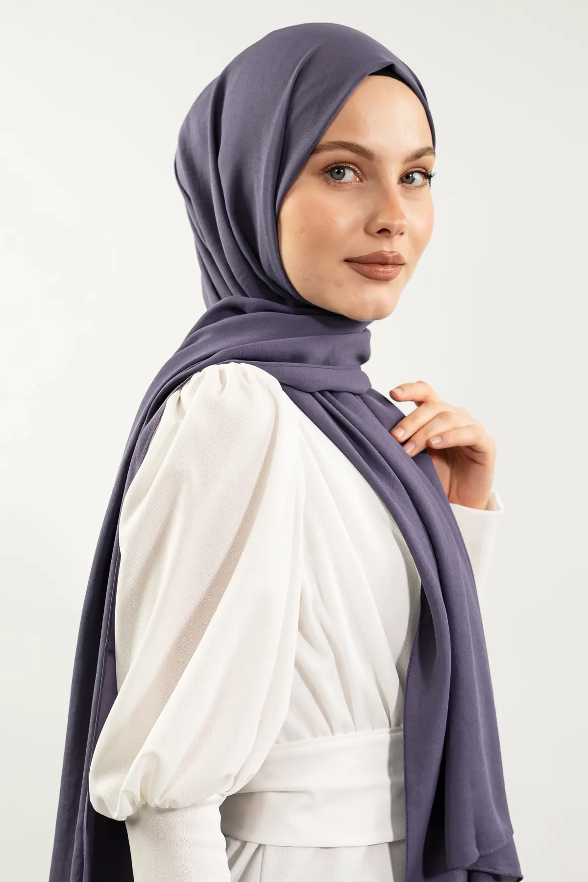 Madina Silk Grey Shawl-detail