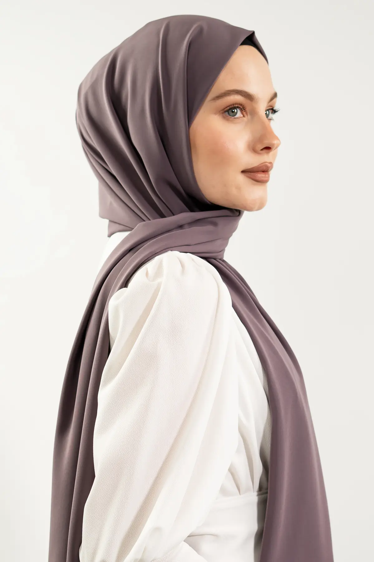 Madina Silk Grey Shawl-detail