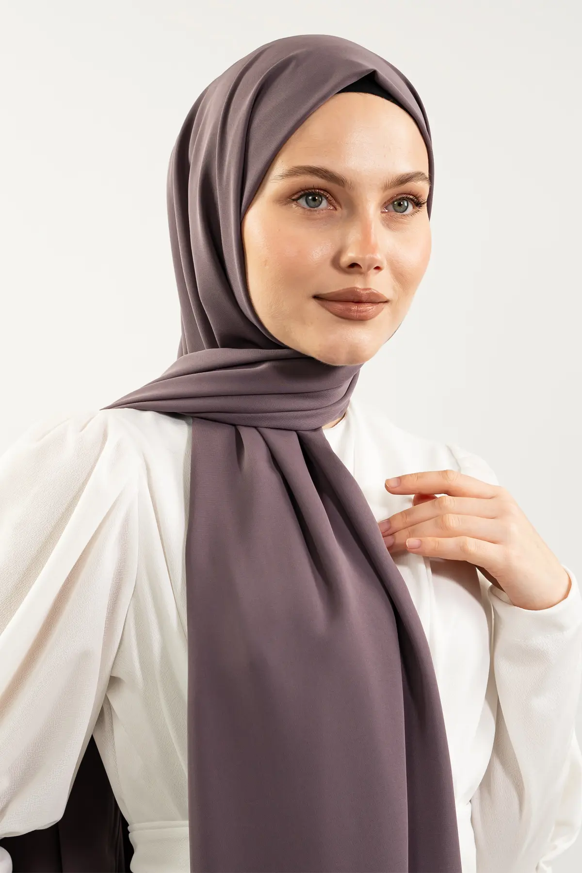 Madina Silk Grey Shawl-detail