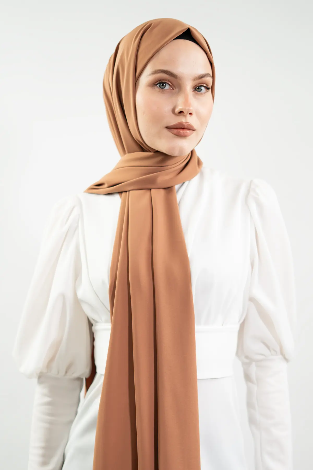 Madina Silk Honey Foam Color Shawl-detail